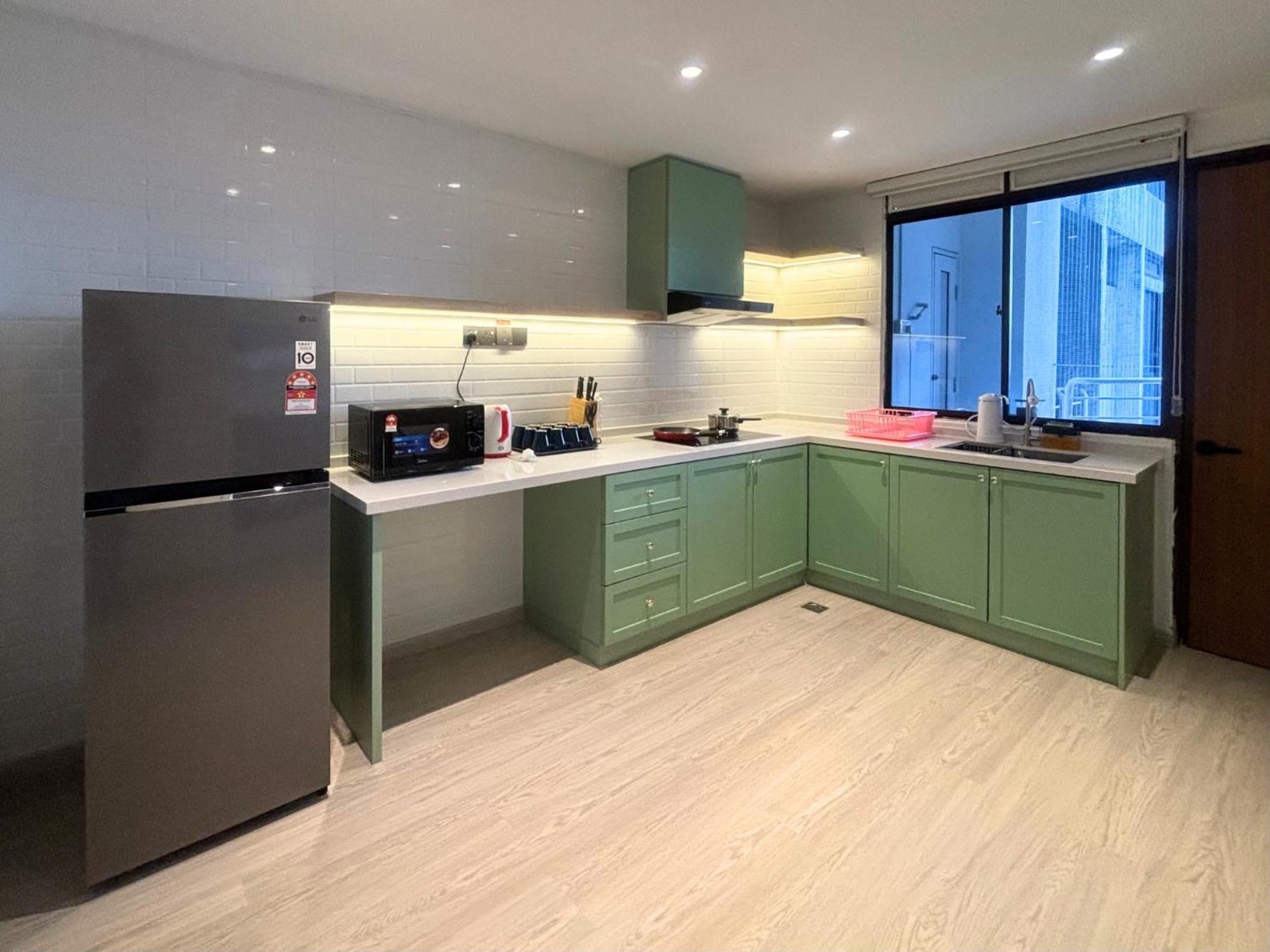 Apartment 3r12pax Fahrenheit88 C10-14 Opposite Pavilion Kl Bukit Bintang Kaite